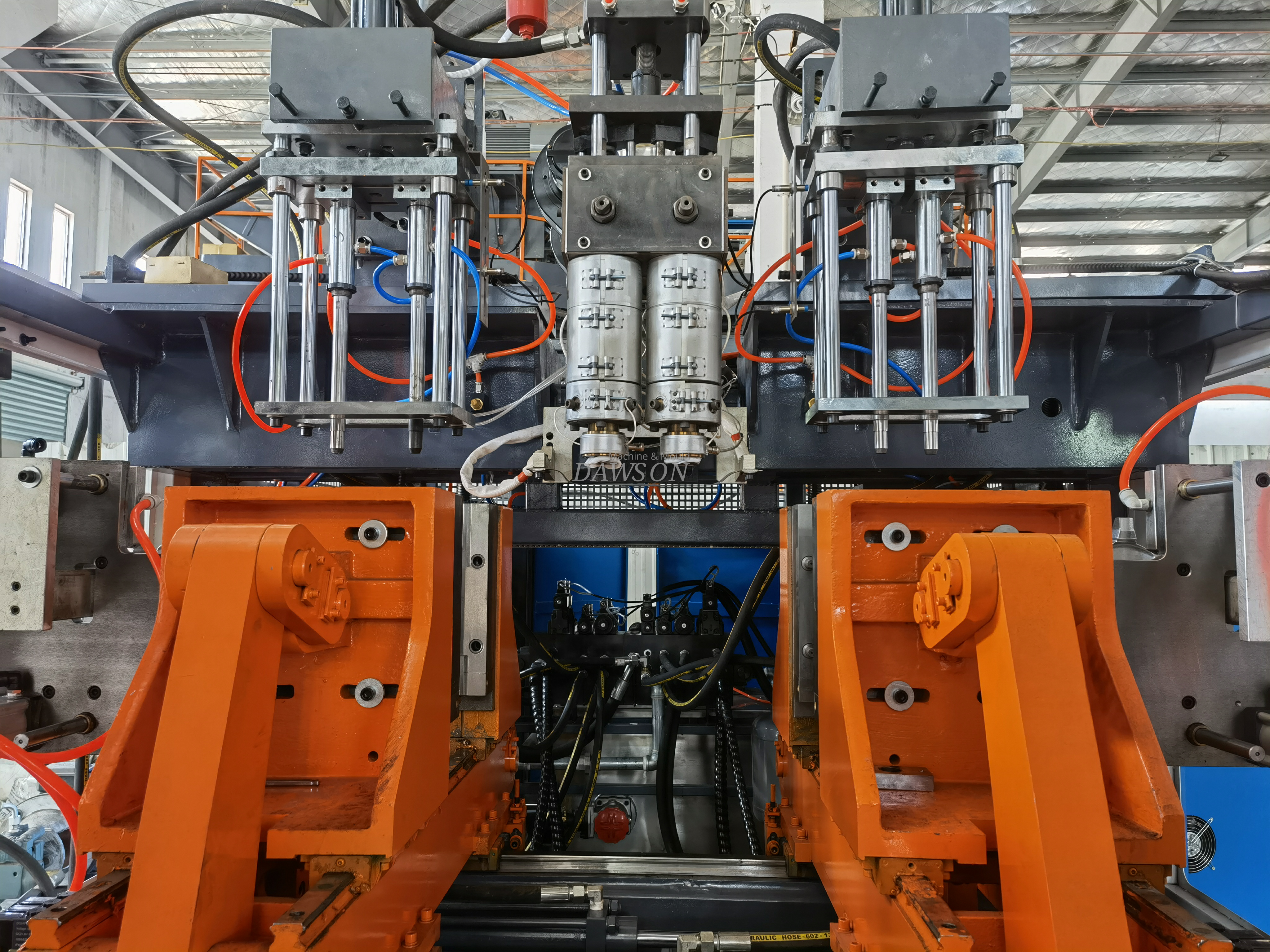 مبدأ تشغيل آلة النفخ