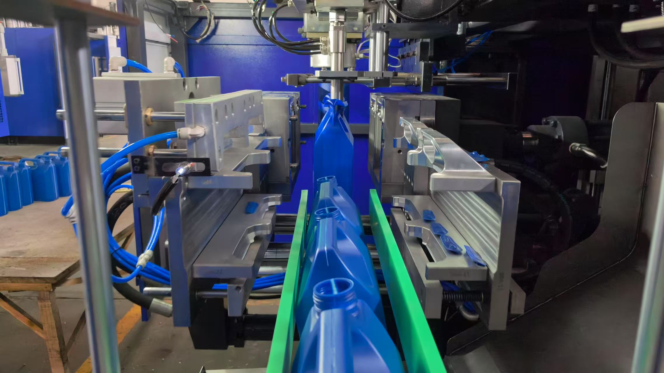 20L Jerry يمكن أن يفجر آلة صب 2