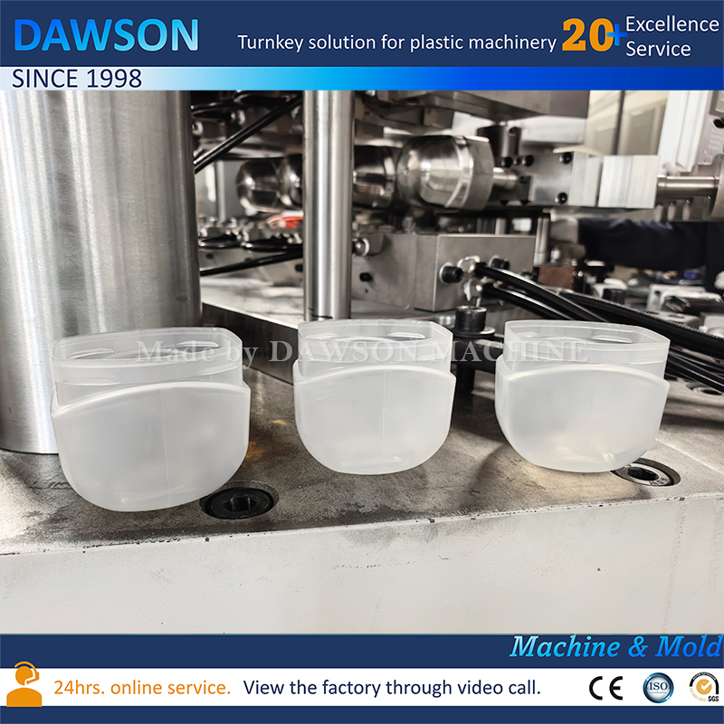 دائم HDPE / PP هلام البترول الجرار FDA الصف حقن ضربة صب الآلة 