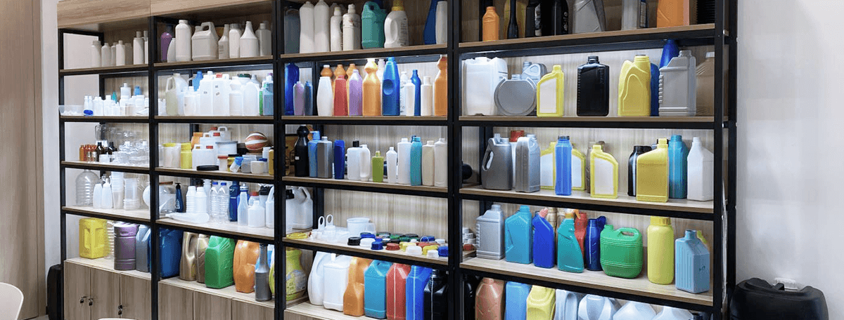 Injection stretch blow molding machine