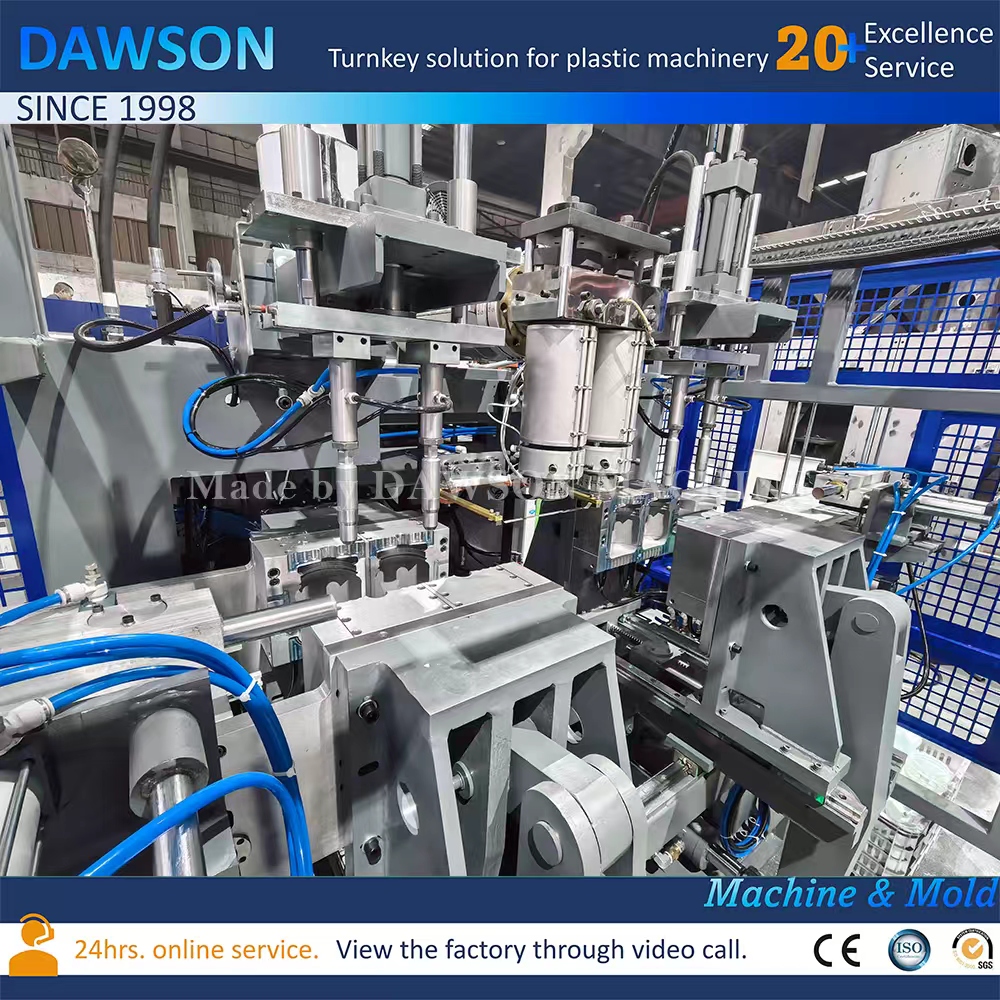 آلة التشكيل بالنفخ بالبثق4