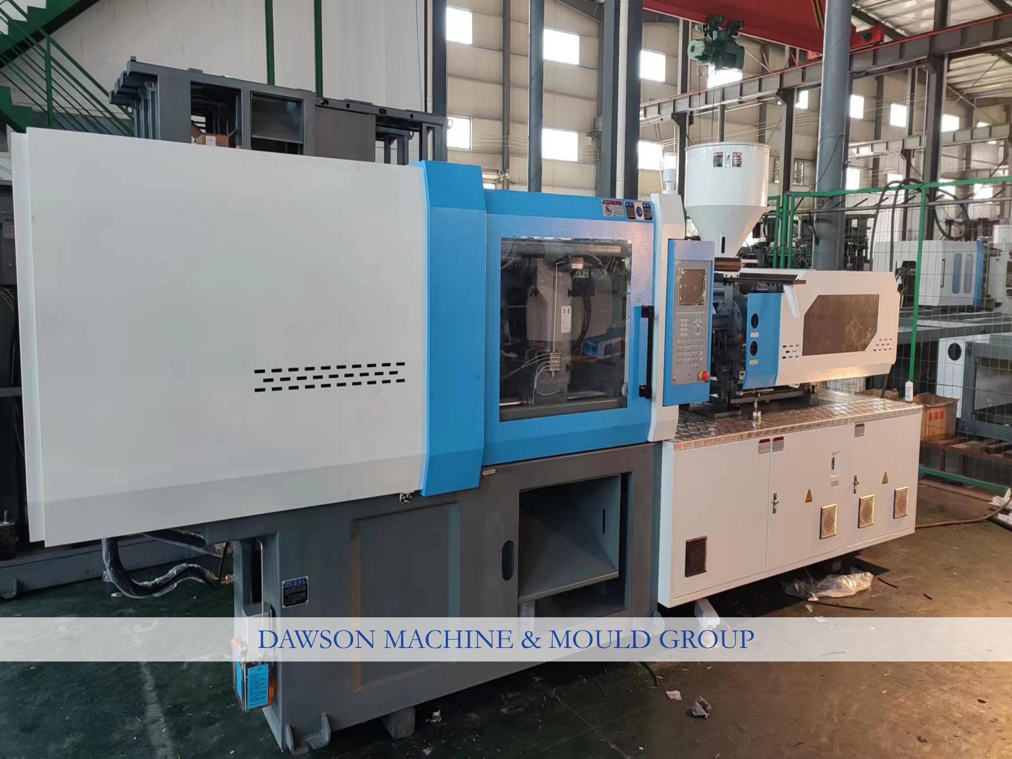 آلات صب الحقن: مثال للهندسة الدقيقة في التصنيع البلاستيكي