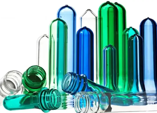 الإنجازات التكنولوجية والتصنيع الدقيق: استكشاف تقنيات العمل ومبادئ آلات التشكيل بالحقن