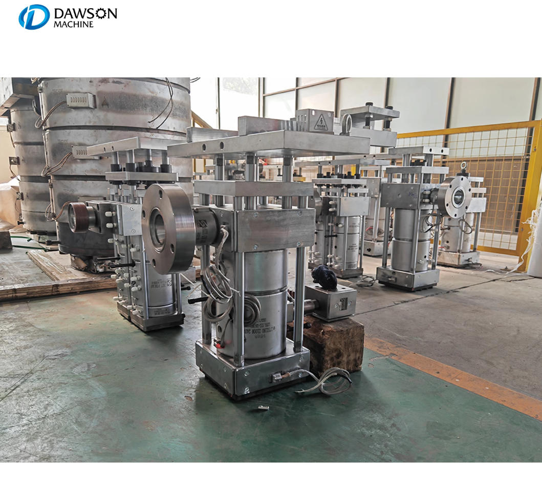 رأس القالب ذو الأربعة رؤوس المستمر لآلة التشكيل بالنفخ للبثق لإنتاج زجاجات HDPE/PP صغيرة