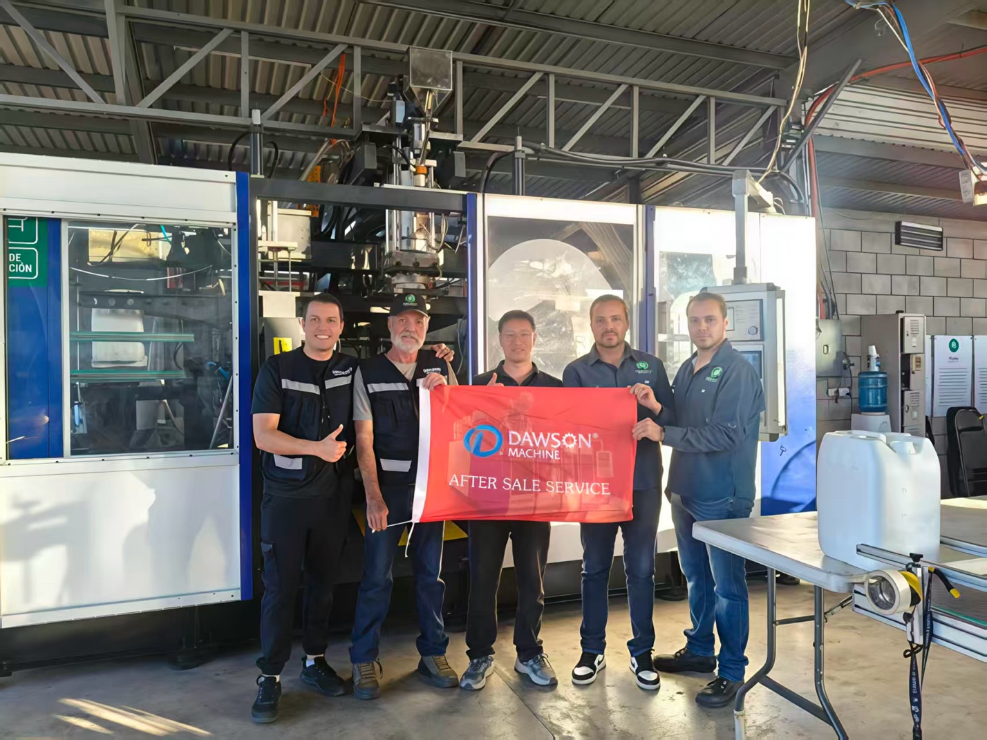 خدمة البيع.jpg