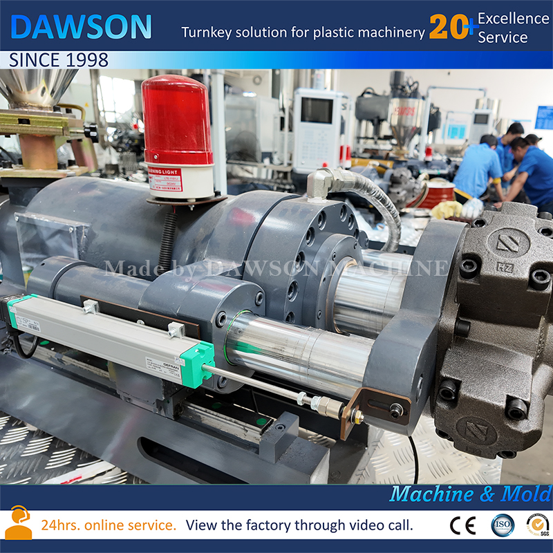 آلات تصنيع الجرار البلاستيكية ذات التحكم PLC عالية السرعة بأحجام مختلفة آلة نفخ وحقن فازلين الجرار