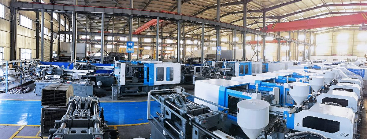 PET blow molding machine