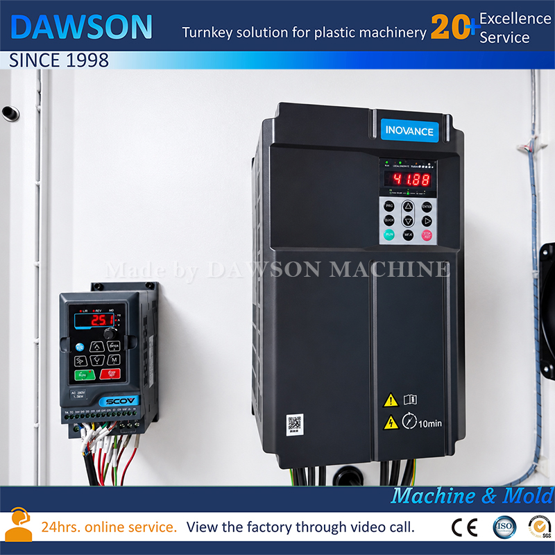 HDPE جيري يمكن نفخ آلة 30L جيري يمكن صنع الآلات